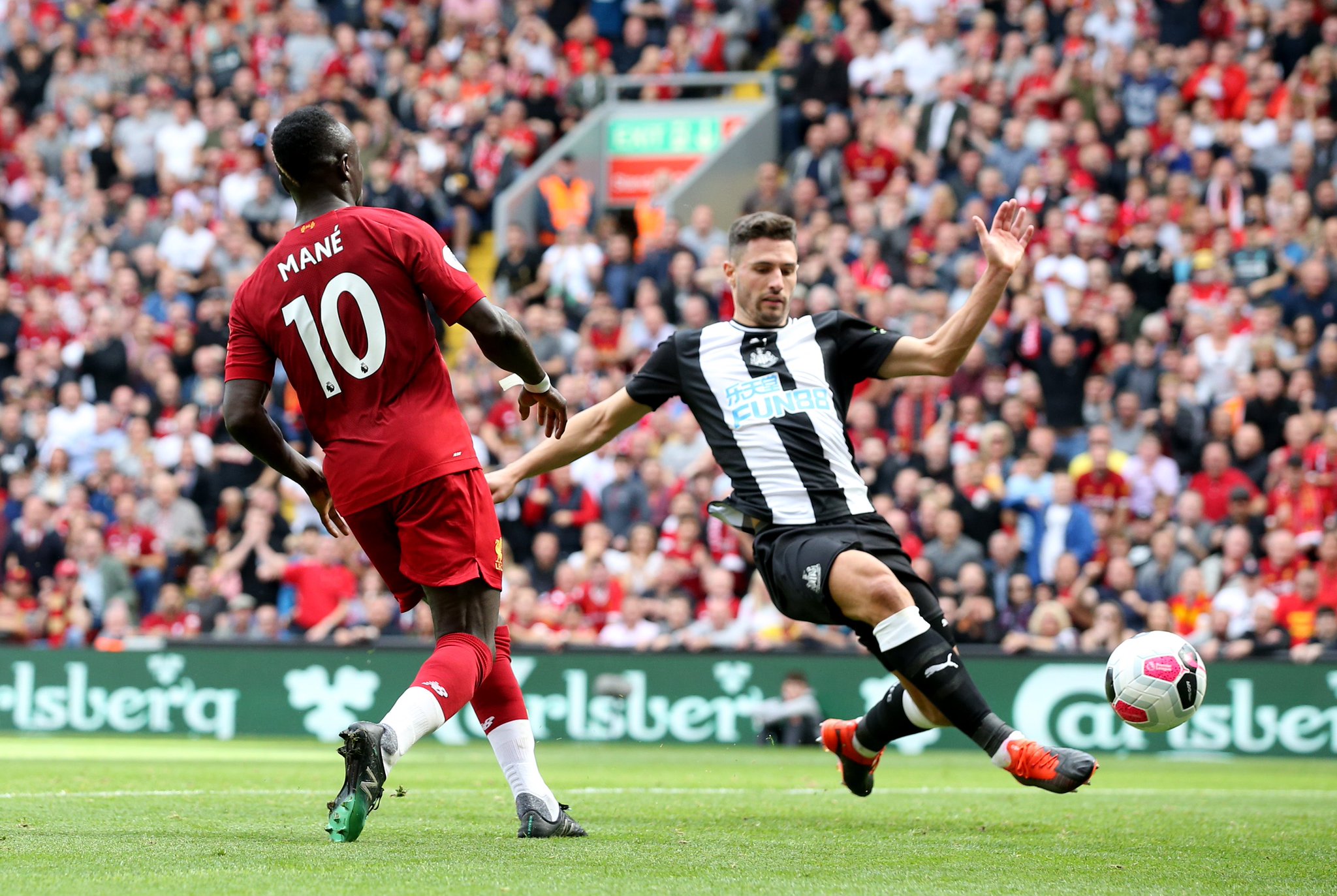 随他的脚步 随他的脚步