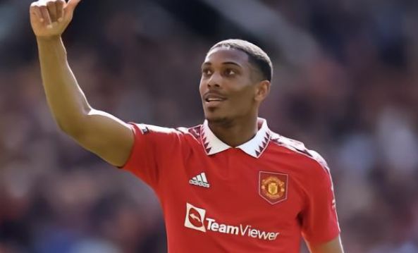 成就了她在 成就了她在